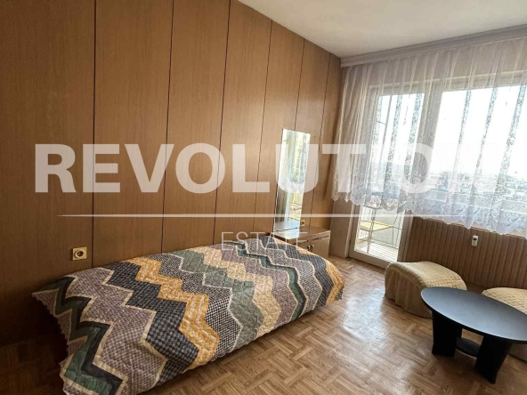 Дава се под наем Двустаен апартамент в Пловдив, Кършияка - 65 кв.м за 281 € - Снимка #1