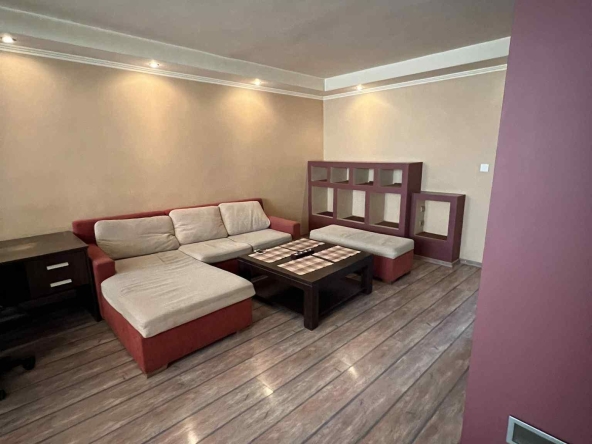 Дава се под наем Тристаен апартамент в София, Люлин 5 - 124 кв.м за 715 € - Снимка #1