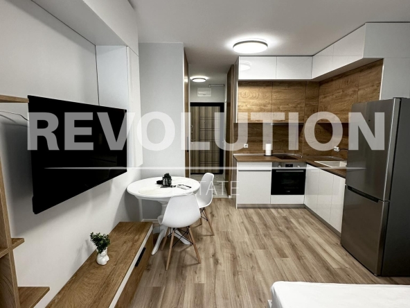 Дава се под наем Едностаен апартамент в Варна, Победа - 50 кв.м за 450 € - Снимка #1