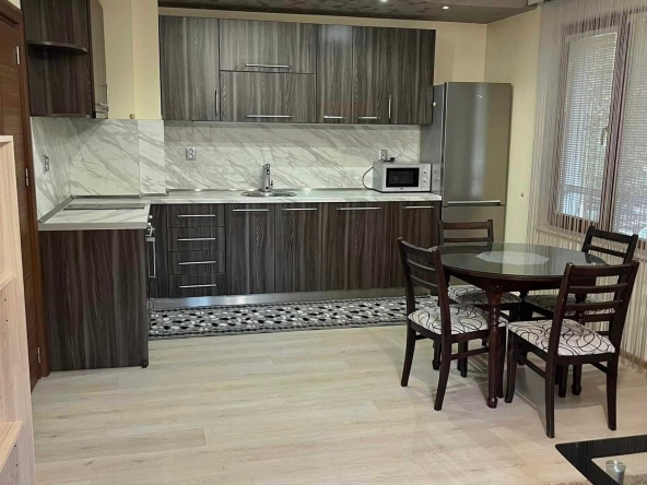 Дава се под наем Двустаен апартамент в Пловдив, Гагарин - 60 кв.м за 425 € - Снимка #1