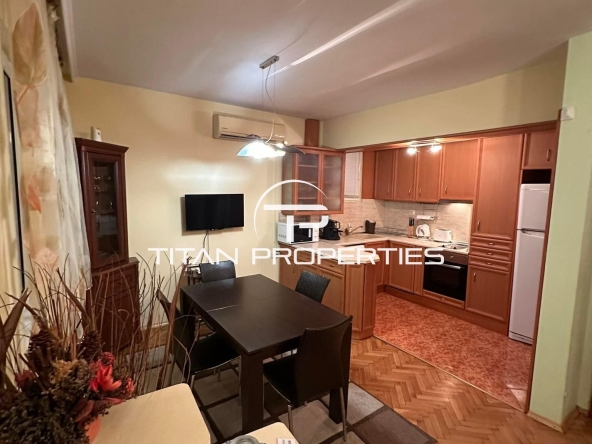 Дава се под наем Двустаен апартамент в Бургас, Център - 70 кв.м за 612 € - Снимка #1