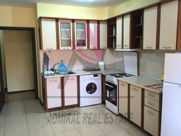 Дава се под наем Двустаен апартамент в Варна, Цветен квартал - 52 кв.м за 400 € - Снимка #1