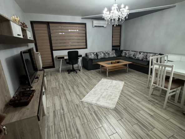 Дава се под наем Двустаен апартамент в Пловдив, Мараша - 70 кв.м за 511 € - Снимка #1