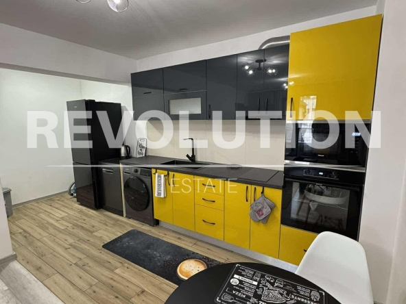 Дава се под наем Двустаен апартамент в Пловдив, Каменица 1 - 76 кв.м за 536 € - Снимка #1