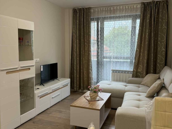 Дава се под наем Четиристаен апартамент в София, Гео Милев - 101 кв.м за 818 € - Снимка #1