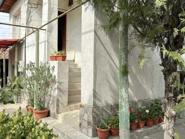 Къща в с. Цалапица, Област Пловдив - 120 кв.м за 917 €/кв.м - Снимка #1