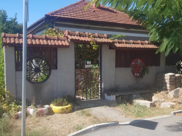 Къща в Исперих - 120 кв.м за 340 €/кв.м - Снимка #1