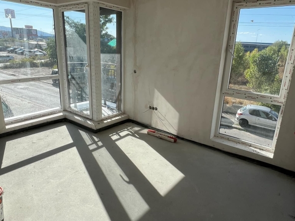 Тристаен апартамент в София, Люлин 2 - 88 кв.м за 2109 €/кв.м - Снимка #1