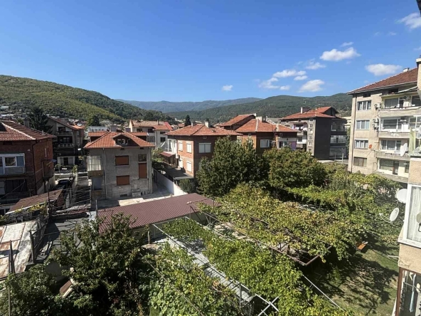 Многостаен апартамент в Пещера - 120 кв.м за 1000 €/кв.м - Снимка #1