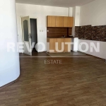 Дава се под наем Двустаен апартамент в Пловдив, Южен - 64 кв.м за 245 € - Снимка #1