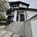 Къща в с. Драговищица, Област София-област - 383 кв.м за 993 €/кв.м - Снимка #1