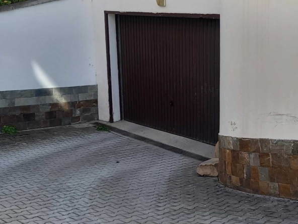 Дава се под наем Гараж / Паркомясто в Банско - 24 кв.м за 90 € - Снимка #1