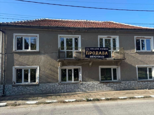 Къща в с. Дълбок извор, Област Пловдив - 220 кв.м за 305 €/кв.м - Снимка #1