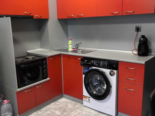 Дава се под наем Двустаен апартамент в Варна, Автогара - 60 кв.м за 433.5 € - Снимка #1