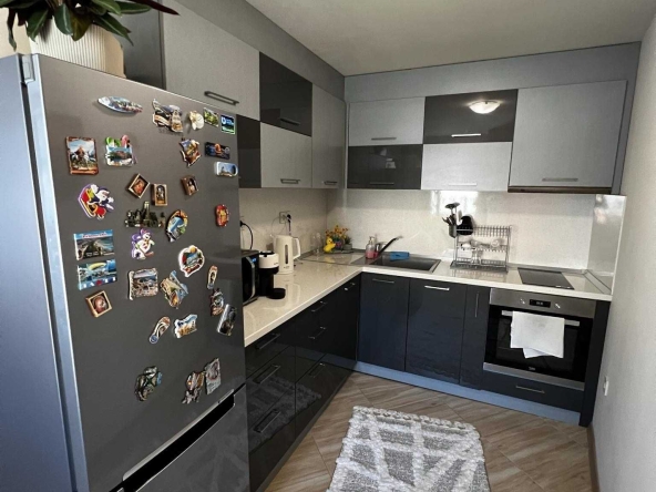 Тристаен апартамент в София, Витоша - 80 кв.м за 797 €/кв.м - Снимка #1