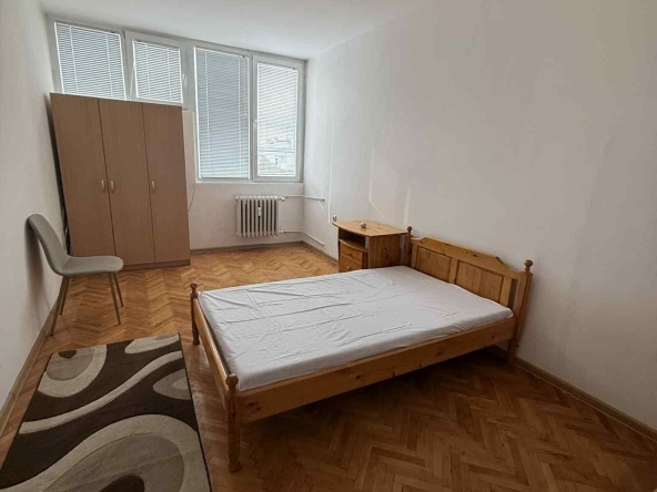 Дава се под наем Двустаен апартамент в София, Лозенец - 73 кв.м за 664 € - Снимка #1