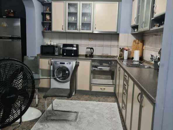 Тристаен апартамент в Добрич, Балик - 88 кв.м за 1014 €/кв.м - Снимка #1