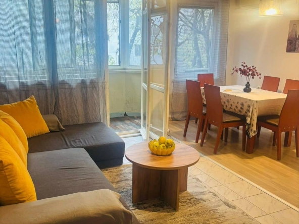 Дава се под наем Двустаен апартамент в Варна, ВИНС - 55 кв.м за 490 € - Снимка #1