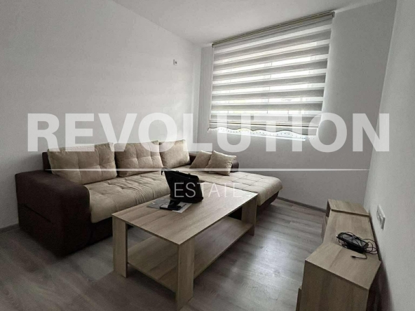 Дава се под наем Тристаен апартамент в Пловдив, Кючук Париж - 92 кв.м за 600 € - Снимка #1