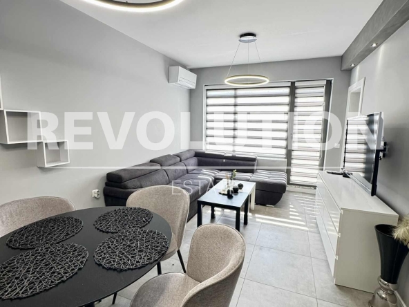 Дава се под наем Двустаен апартамент в Пловдив, Мараша - 75 кв.м за 560.49 € - Снимка #1