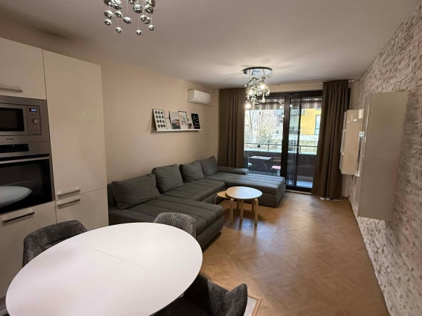 Дава се под наем Тристаен апартамент в София, Дианабад - 95 кв.м за 1095.99 € - Снимка #1