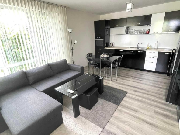 Двустаен апартамент в София, Изток - 80 кв.м за 765 €/кв.м - Снимка #1