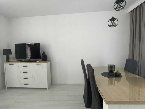 Дава се под наем Едностаен апартамент в София, Красна поляна 1 - 60 кв.м за 271.83 € - Снимка #1