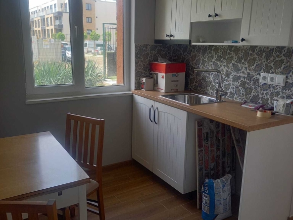 Дава се под наем Едностаен апартамент в София, Бъкстон - 55 кв.м за 375 € - Снимка #1