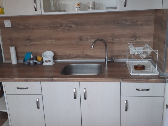 Дава се под наем Двустаен апартамент в Димитровград - 68 кв.м за 204 € - Снимка #1