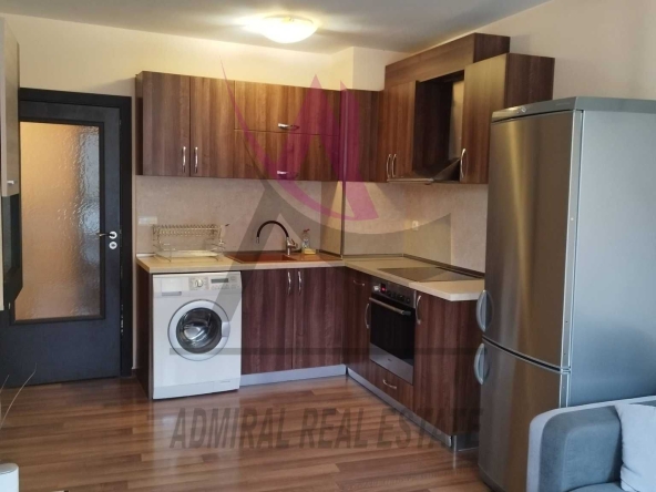 Дава се под наем Двустаен апартамент в Варна, Конфуто - 56 кв.м за 458.49 € - Снимка #1