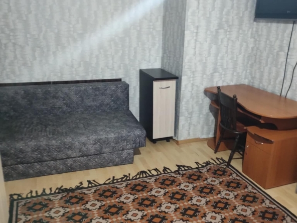 Дава се под наем Двустаен апартамент в София, Люлин 3 - 42 кв.м за 418.71 € - Снимка #1