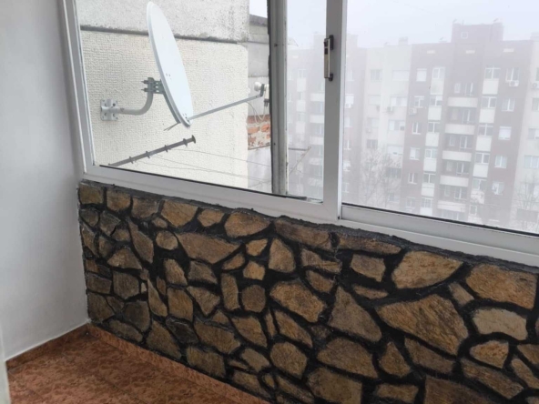 Тристаен апартамент в Раднево - 64 кв.м за 271 €/кв.м - Снимка #1