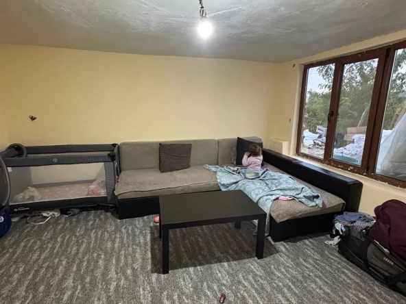 Къща в с. Тенево, Област Ямбол - 110 кв.м за 158 €/кв.м - Снимка #1