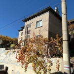 Къща в Мездра - 180 кв.м за 227 €/кв.м - Снимка #1