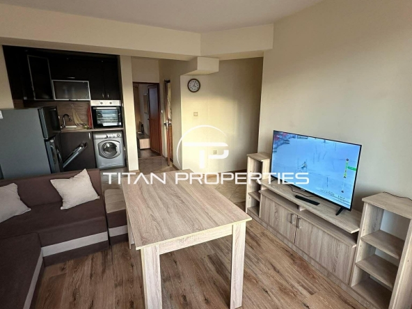 Дава се под наем Двустаен апартамент в Варна, Аспарухово - 60 кв.м за 418.71 € - Снимка #1