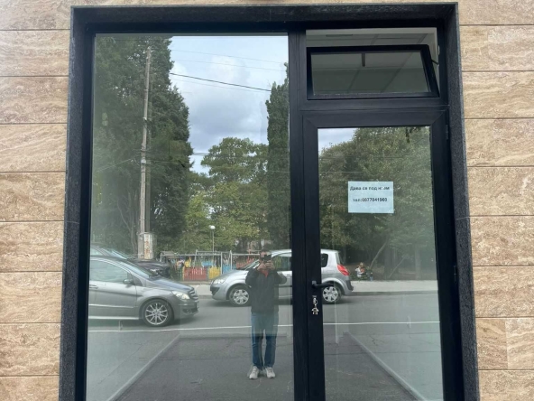 Дава се под наем Офис в Бургас, Сарафово - 21 кв.м за 398.82 € - Снимка #1