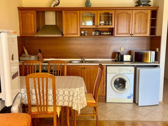 Двустаен апартамент в Обзор - 75 кв.м за 827 €/кв.м - Снимка #1