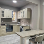 Дава се под наем Тристаен апартамент в Варна, ЖП Гара - 75 кв.м за 997.05 € - Снимка #1