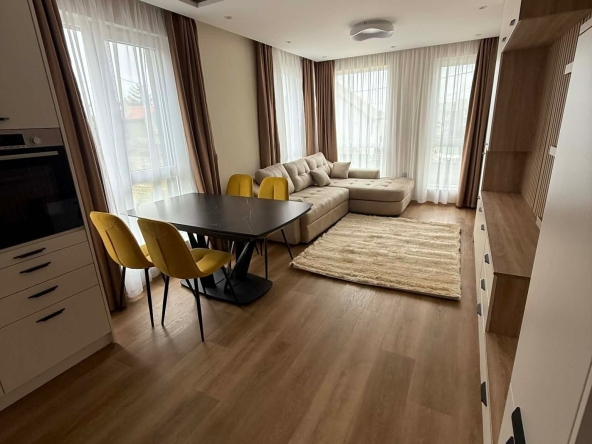 Тристаен апартамент в Варна, Младост 1 - 84 кв.м за 1458 €/кв.м - Снимка #1
