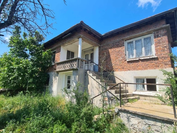 Къща в с. Клокотница, Област Хасково - 100 кв.м за 306 €/кв.м - Снимка #1