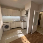 Дава се под наем Тристаен апартамент в София, Витоша - 76 кв.м за 598.23 € - Снимка #1