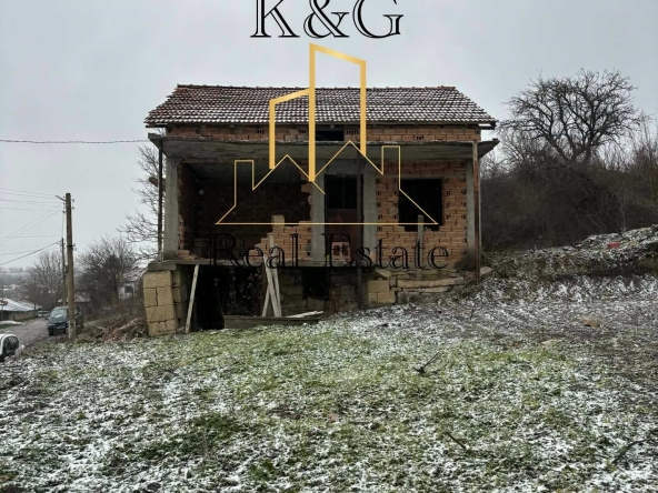 Къща в с. Благоево, Област Разград - 102 кв.м за 125 €/кв.м - Снимка #1