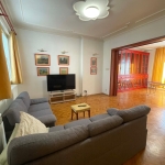 Дава се под наем Тристаен апартамент в София, Център - 120 кв.м за 1296.42 € - Снимка #1