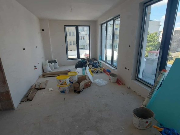 Тристаен апартамент в Търговище, Вароша - 200 кв.м за 663 €/кв.м - Снимка #1