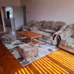 Дава се под наем Тристаен апартамент в Плевен, Сторгозия - 80 кв.м за 298.86 € - Снимка #1