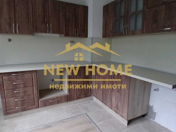 Двустаен апартамент в Добрич, Автогара - 70 кв.м за 598 €/кв.м - Снимка #1