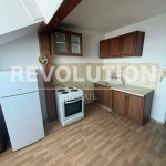 Дава се под наем Едностаен апартамент в Варна, Център - 25 кв.м за 199.41 € - Снимка #1