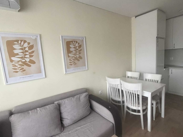 Дава се под наем Едностаен апартамент в София, Център - 40 кв.м за 438.6 € - Снимка #1