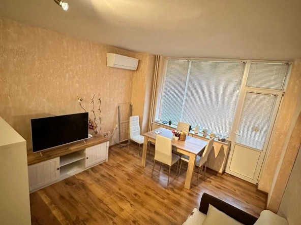 Дава се под наем Едностаен апартамент в Велико Търново, Колю Фичето - 41 кв.м за 253.98 € - Снимка #1