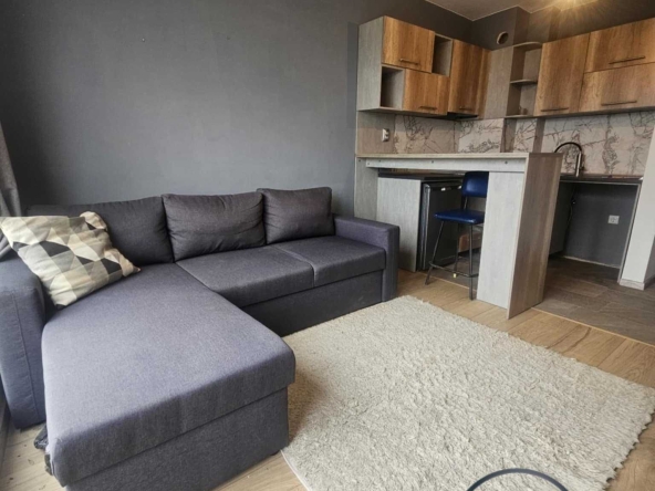 Двустаен апартамент в Варна, Център - 40 кв.м за 1467 €/кв.м - Снимка #1